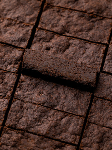 Baked chocolate shortbread cookies.