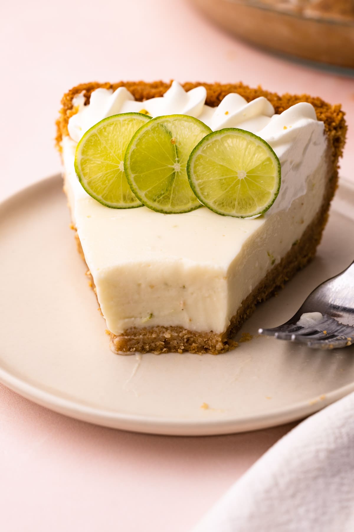 A slice of key lime pie.